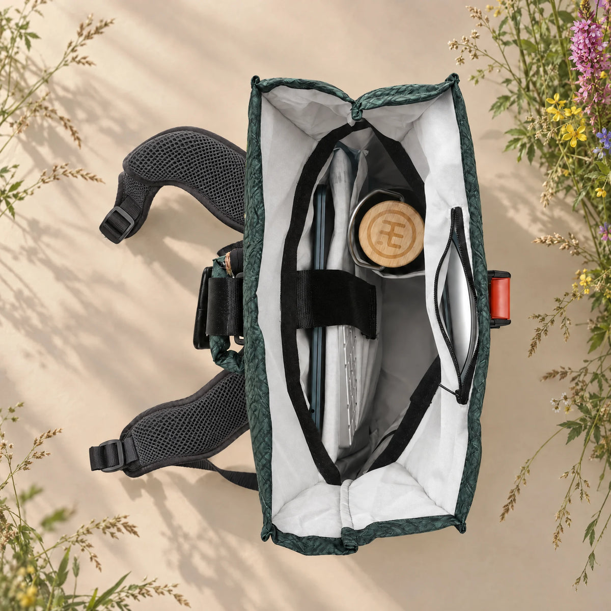 Robinga Rolltop Auflage 2, Innenansicht von oben mit Laptopfach